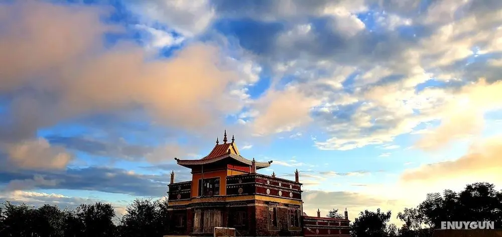 Buddha House Himalayan Brothers - Öne Çıkan Resim
