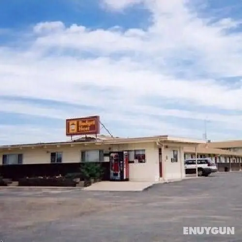 BUDGET HOST LONGHORN MOTEL - Genel