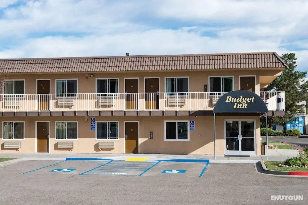 Budget Inn - Dış Mekan