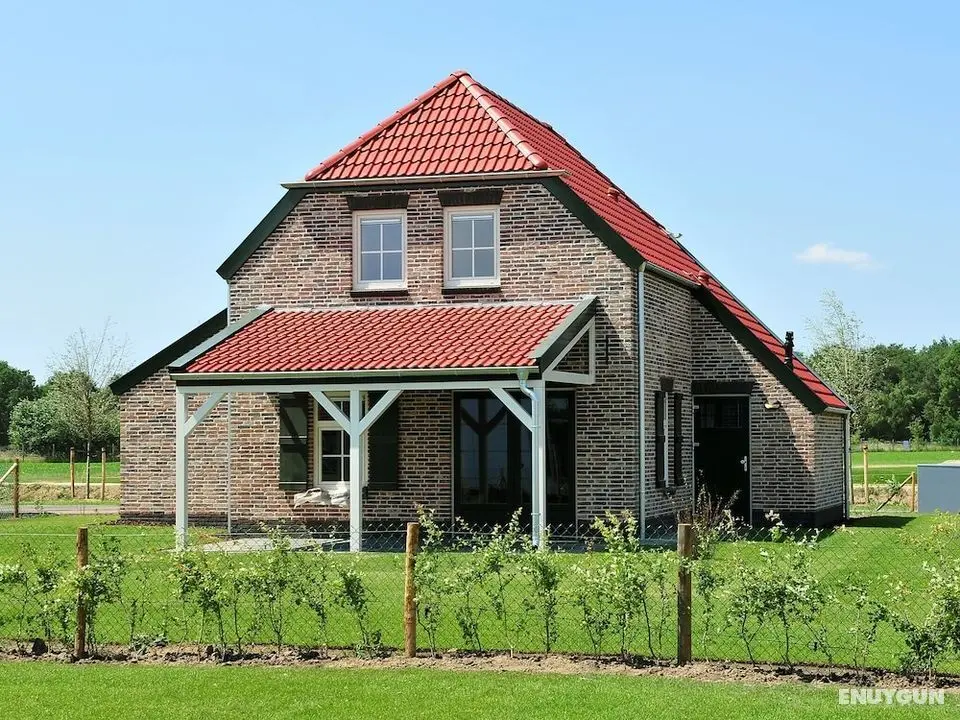 Buitenhof De Leistert Roggel - Öne Çıkan Resim