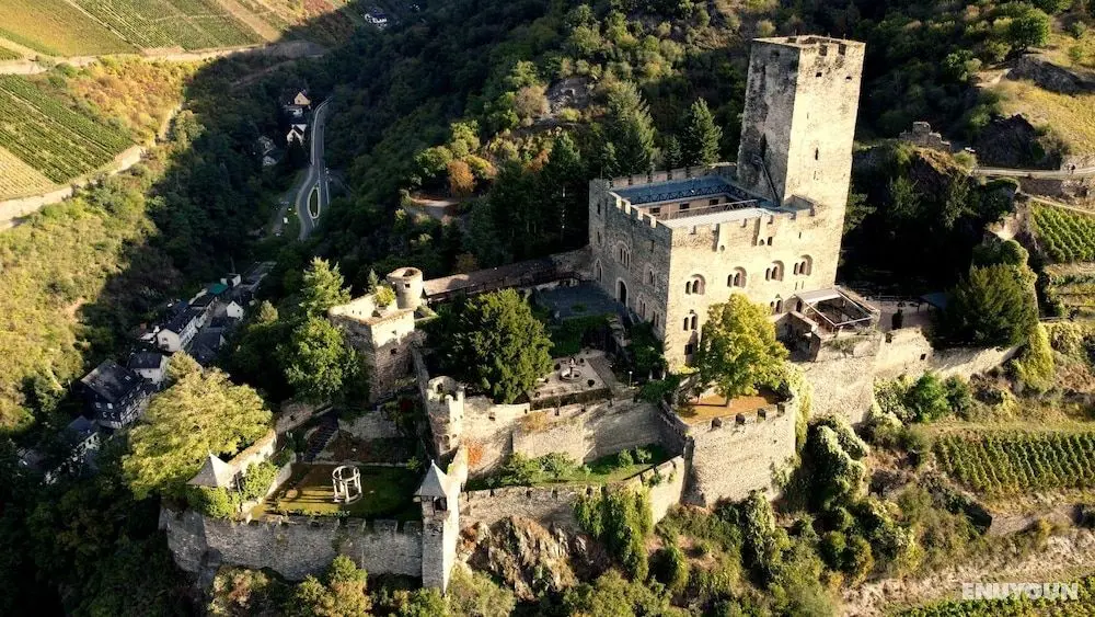 Burg Gutenfels - Dış Mekan