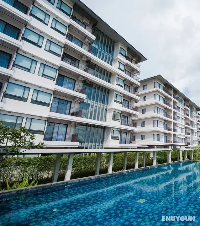 Burgundy Residence - Öne Çıkan Resim