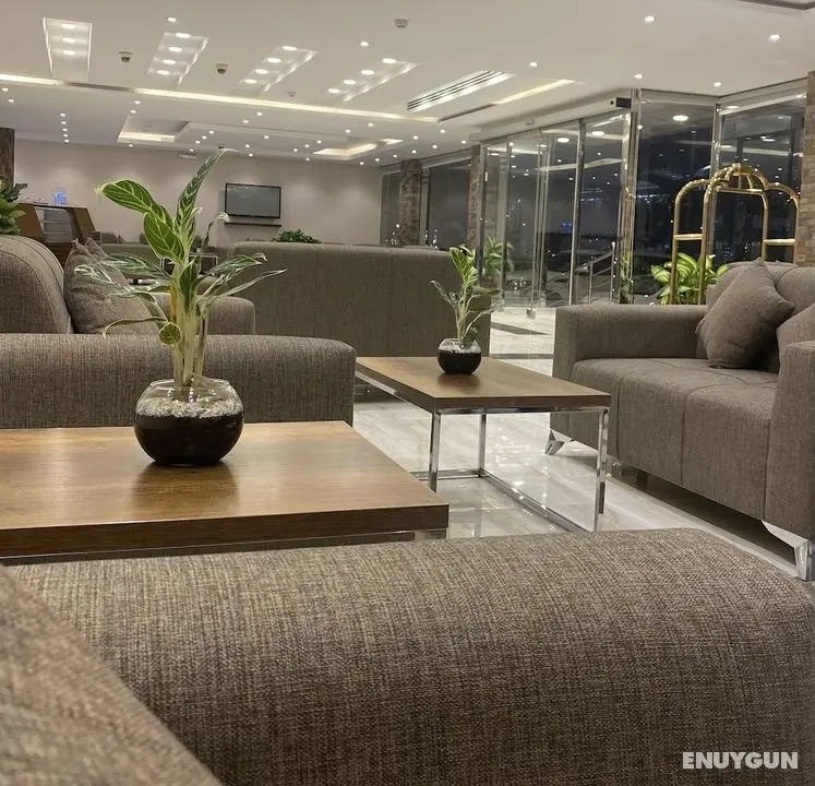 Burj Alhayat hotel suite - Lobi