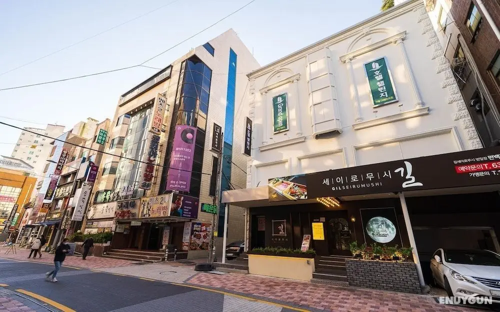 Busan Beomildong Challenge Hotel - Dış Mekan