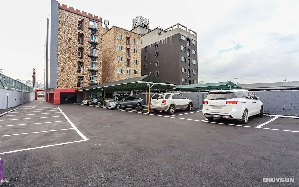 Busan Myeongji BM Hotel - Misafir Tesisleri ve Hizmetleri