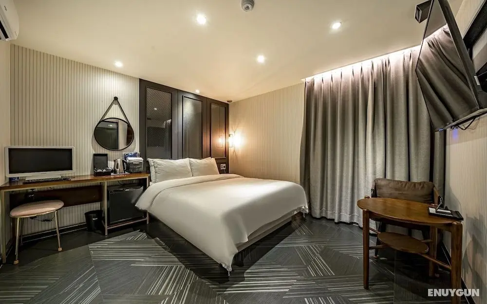Busan Yeondong-dong Hotel Smith - Oda