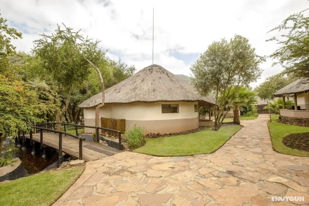 Bush Bungalows at Sun City Resort - Dış Mekan