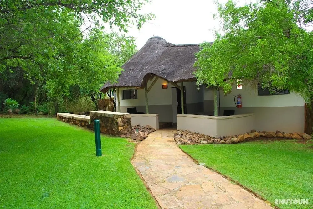 Bush Bungalows at Sun City Resort - Öne Çıkan Resim