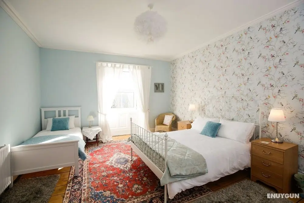 Byrness House - Öne Çıkan Resim