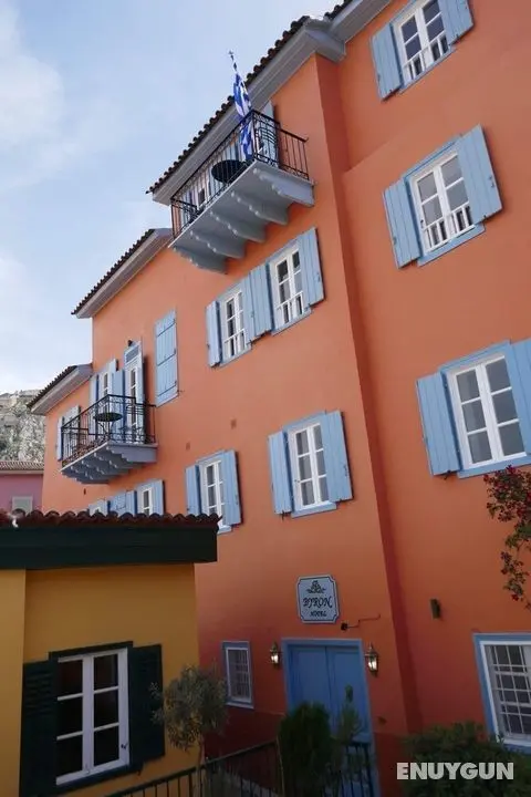 Byron Hotel - Öne Çıkan Resim