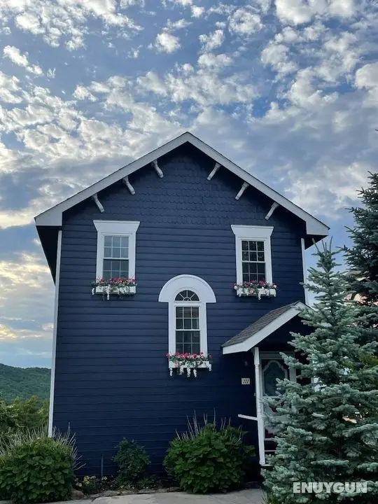 Cabin with Jacuzzi & Pool Access - Öne Çıkan Resim