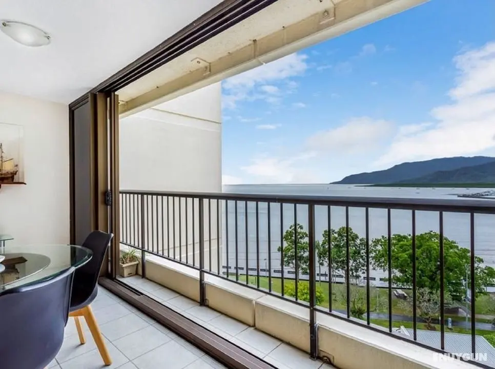Cairns Ocean View Apartment in Aquarius - Oda Manzaraları