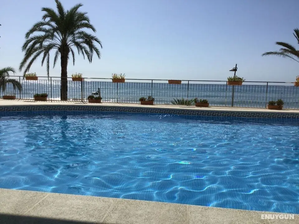 Calafell Beach - Öne Çıkan Resim