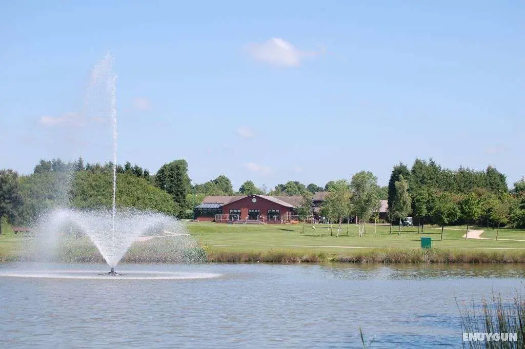 Calderfields Golf & Country Club - Öne Çıkan Resim