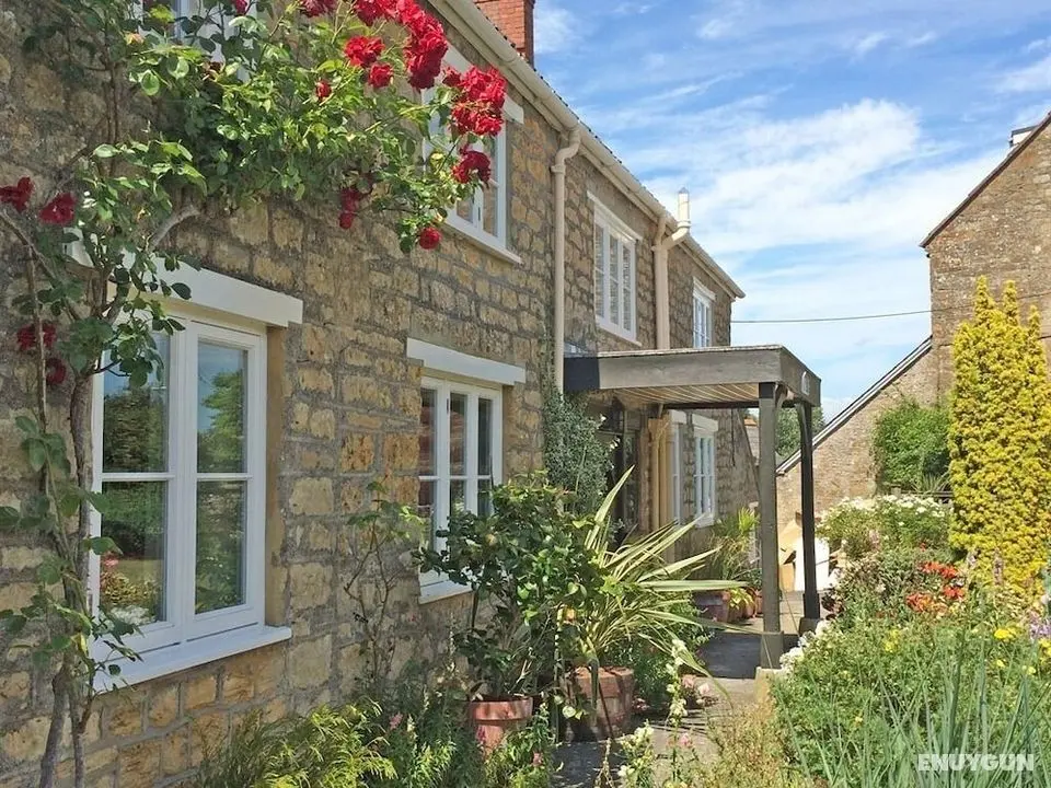 Calendar Cottage Bed & Breakfast - Öne Çıkan Resim