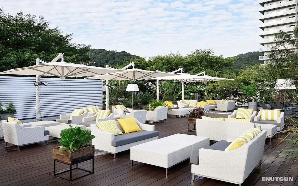 Calendar Hotel - Dış Mekanlar