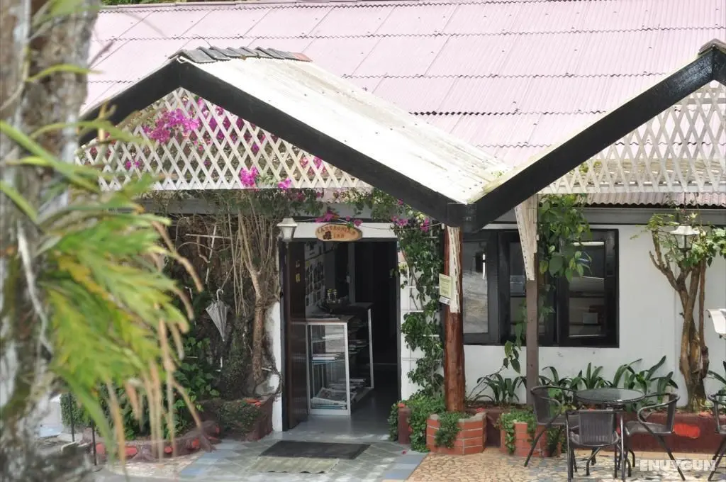 Cameronian Inn - Genel