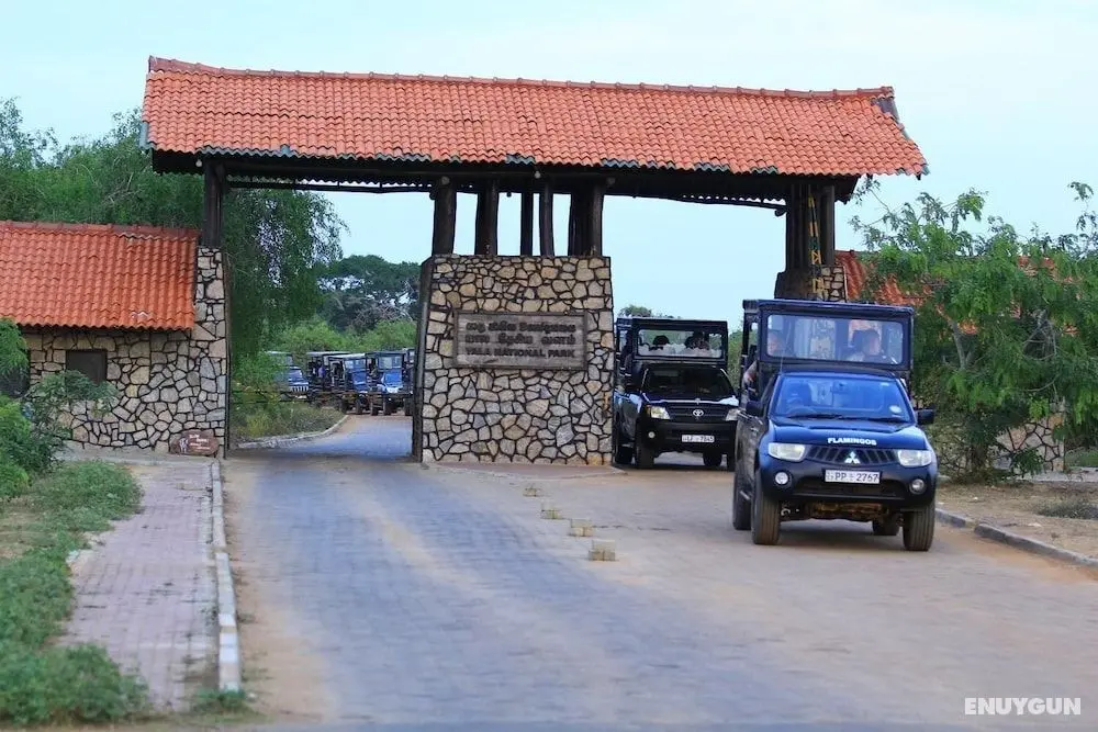 The Campers Lodge Luxury Camp Yala - Otopark