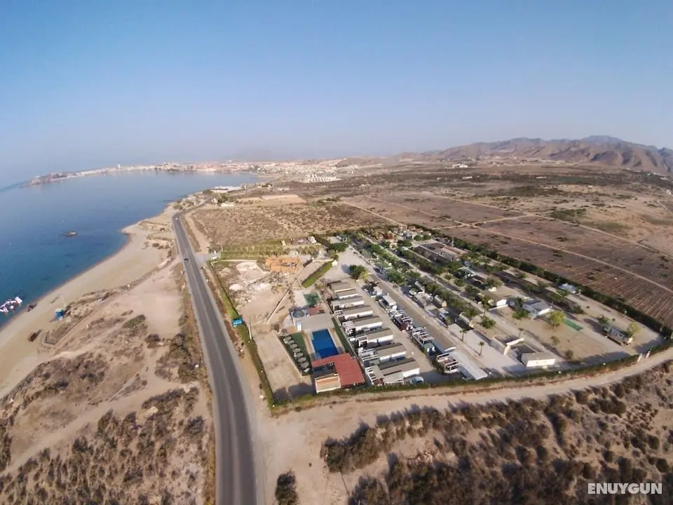 Camping Balneario Los Delfines - Dış Mekan