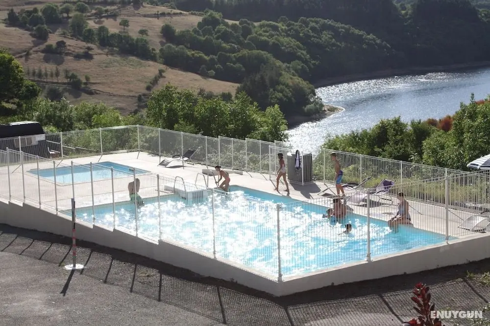 Camping de Mars - Havuz