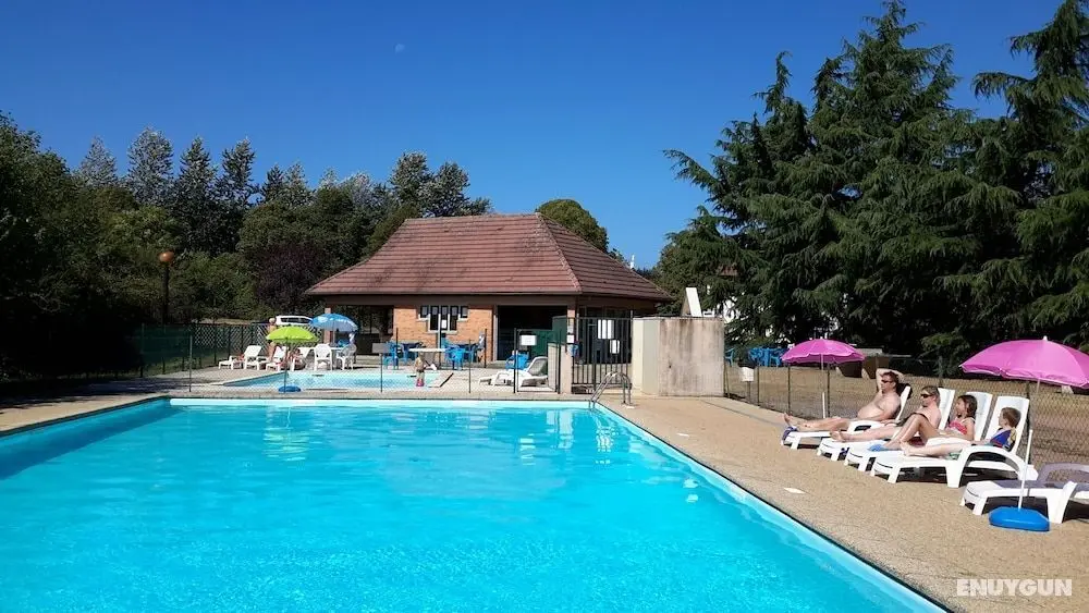 Camping de Saulieu - Öne Çıkan Resim