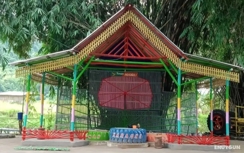 Camping Ground Taman Nggirli - Öne Çıkan Resim