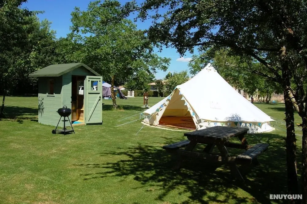 Camping La Forêt-de-Tessé - Öne Çıkan Resim