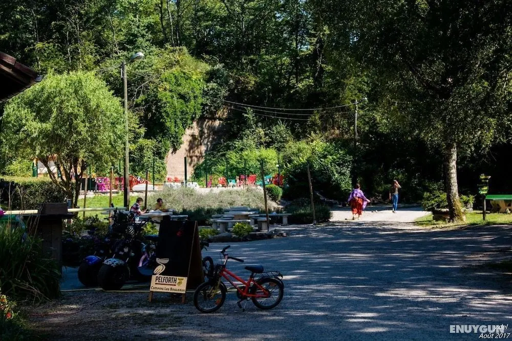 Camping Les Bouleaux - Dış Mekan