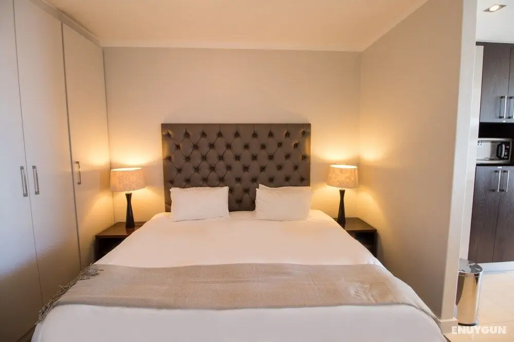 Camps Bay Studio Apartment - Luxurious With Stunning sea View - Oda