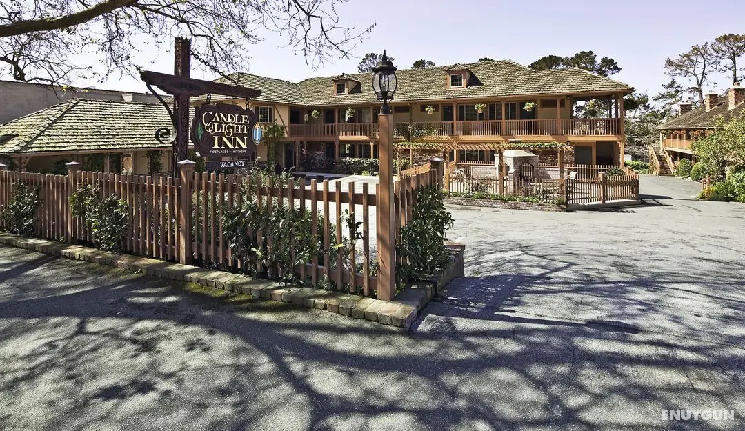 Candle Light Inn - Genel