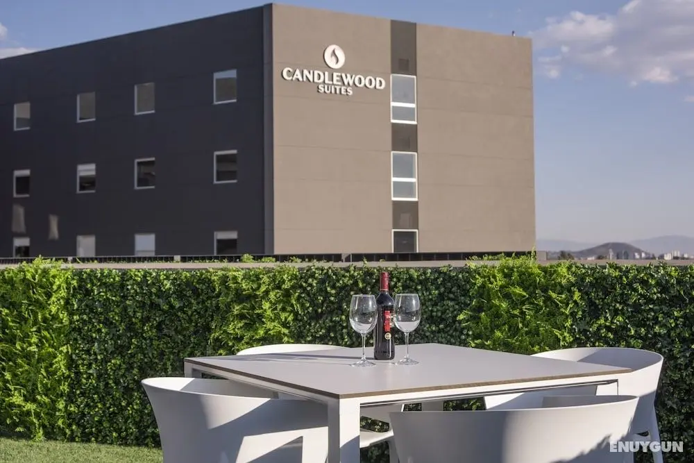 Candlewood Suites Guadalajara Galerias, an IHG Hotel - Dış Mekan