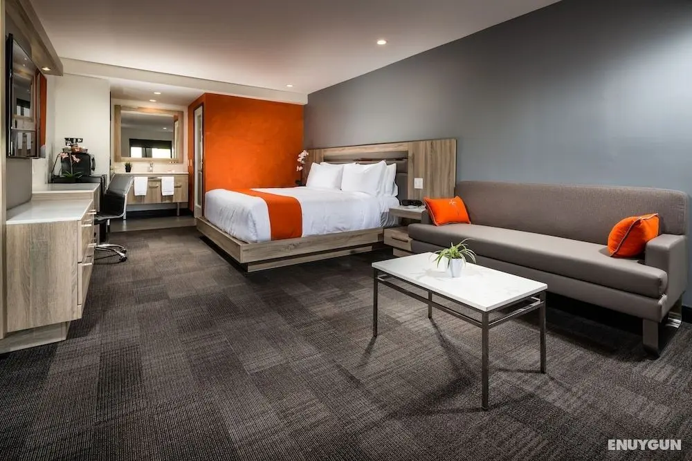 Canoga Hotel - Öne Çıkan Resim