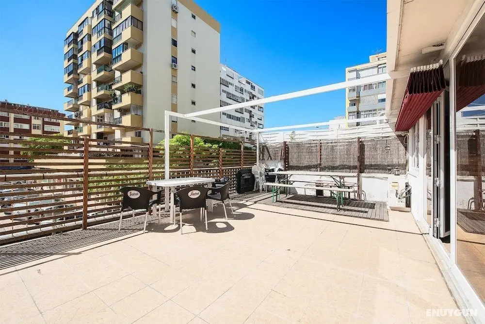 Caparica Beach Charming - Öne Çıkan Resim