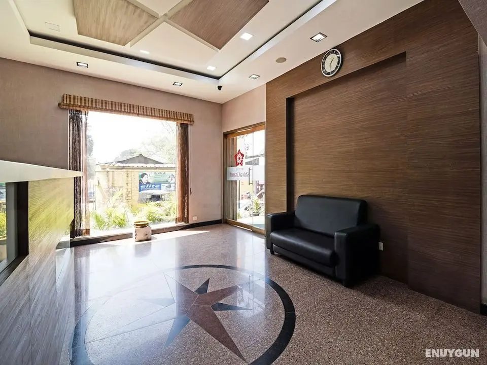 Capital O 11563 Hotel Shiva Grand Inn - Öne Çıkan Resim