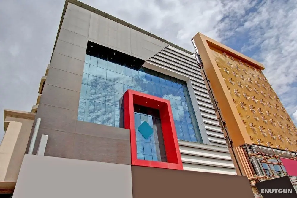 Capital O 46699 Hotel Insta - Dış Mekan