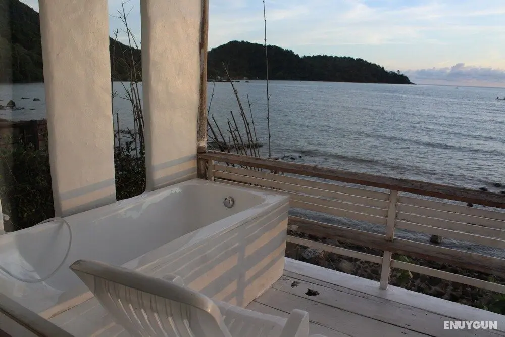 Capital O 75411 Navagio Boutique Koh Chang - Oda