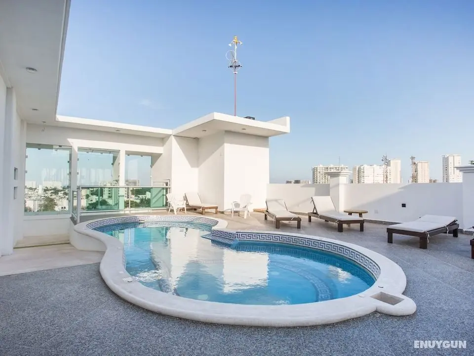 Capital O Cancun Ocean View, Cancún - Havuz