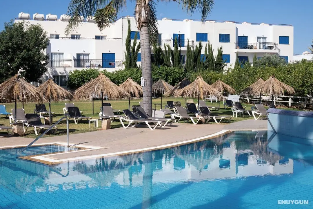 Captain Karas Holidays Apartments - Öne Çıkan Resim
