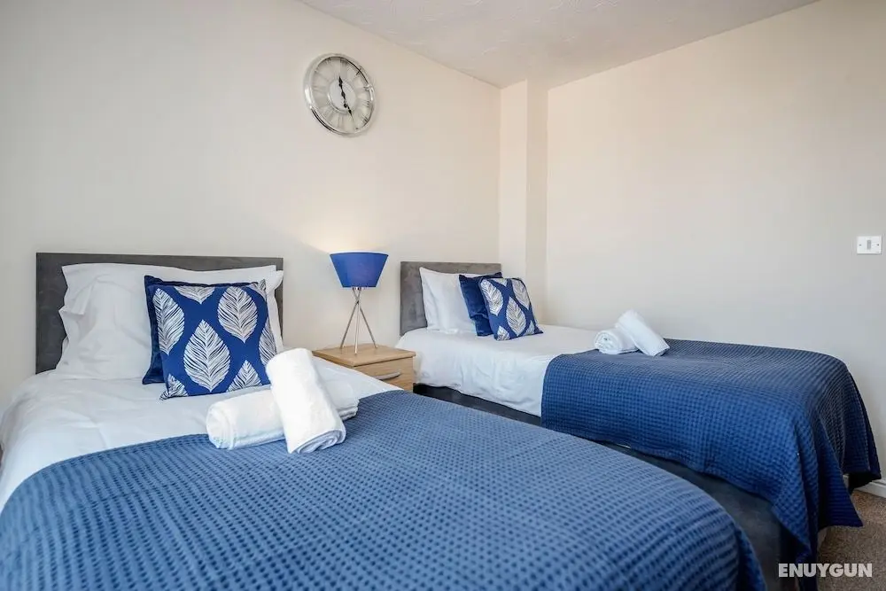 Captivating 3-bed Apartment in Grays - Öne Çıkan Resim