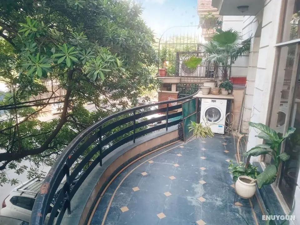 Captivating 3-bed Apartment in New Delhi - Dış Mekan