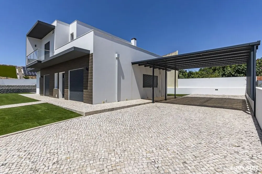 Captivating 4-bed House in Cadaval District-lisbon - Öne Çıkan Resim