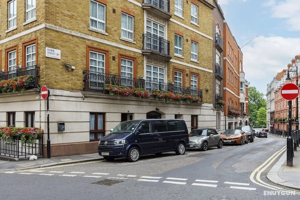 Carlton Court - Mayfair - Öne Çıkan Resim