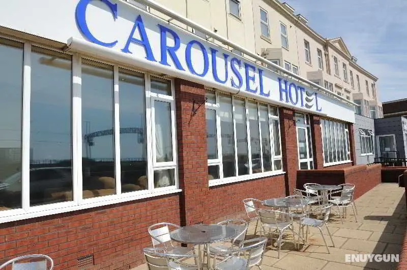 Carousel Hotel - Genel