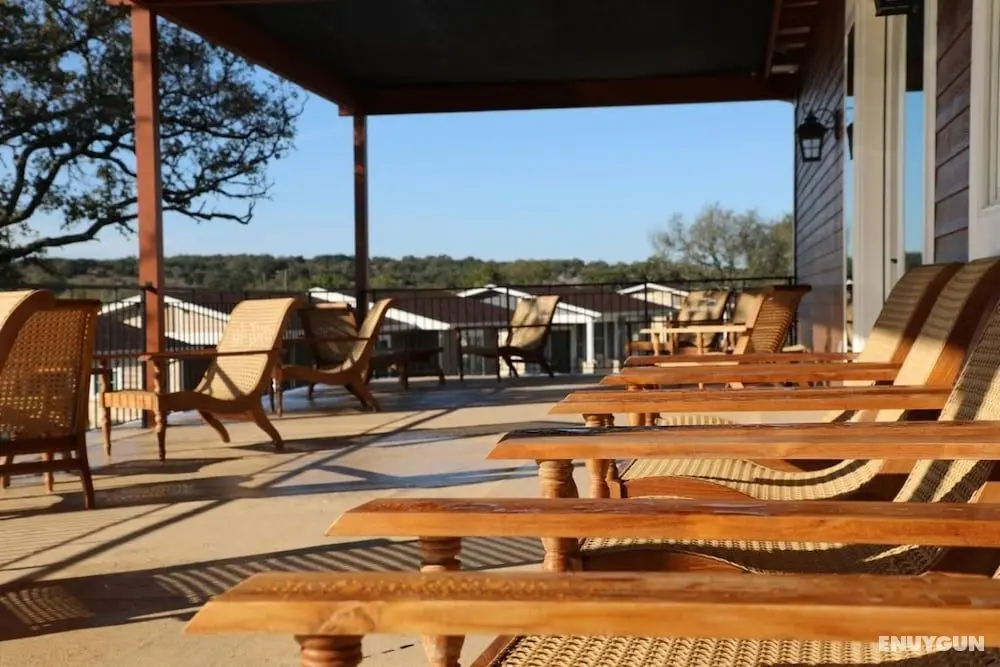 Carter Creek Winery Resort & Spa - Oda Düzeni