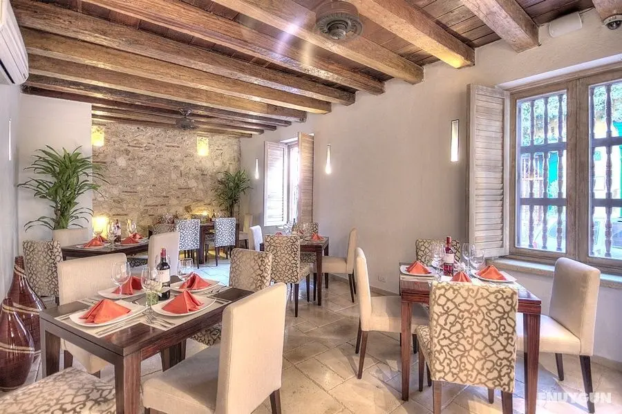 Casa Canabal - Genel