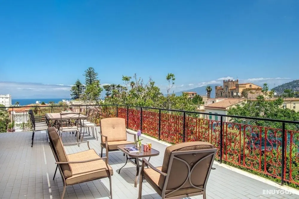 Casa Crawford 3 Bedrooms Rooftop Apartment With Lift Large Terrace Views Wifi A C 5 Mins From the Beach - Oda