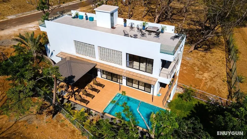Casa Crucero Verde , 5mn Walk to the Tamarindo Beach and Town - Dış Mekan