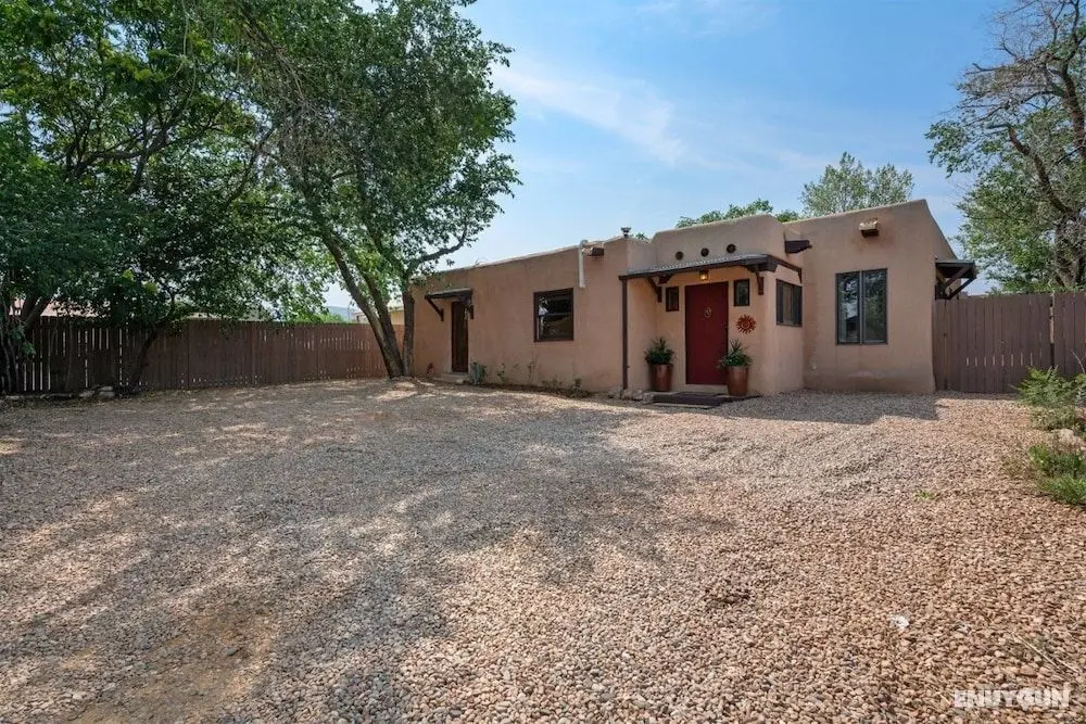 Casa de Lorenzo - Spacious Yard With Hot Tub and Fire Pit - Öne Çıkan Resim