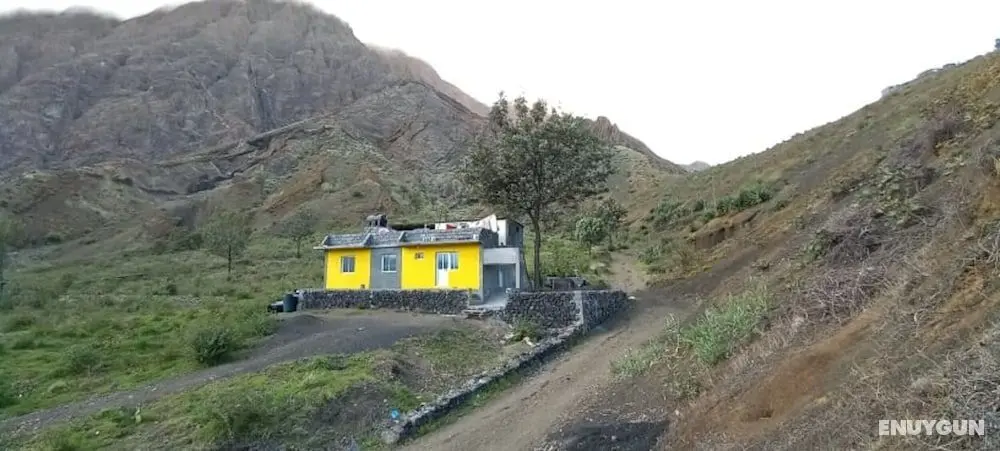 Casa Monte Amarelo - Öne Çıkan Resim