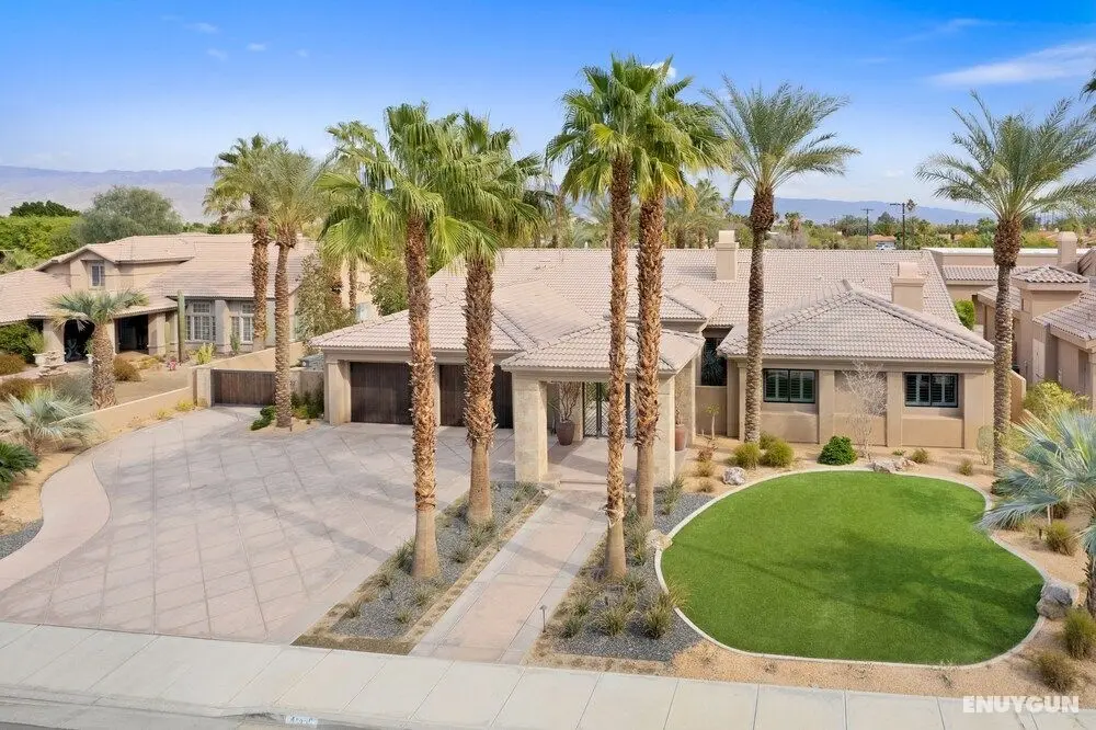 Casa Palmera by Avantstay Entertainer's Oasis w/ Guesthouse, Minutes From Coachella Valley - İç Mekan